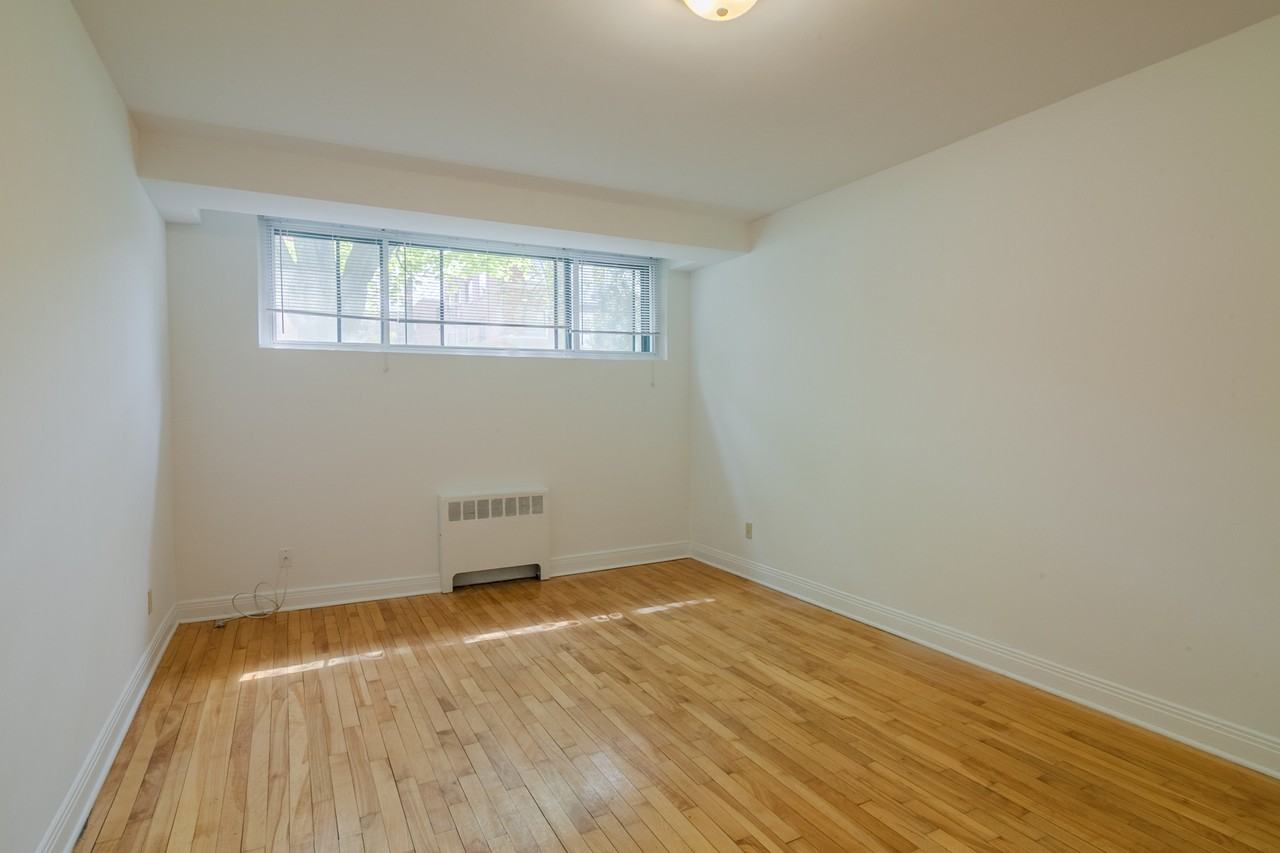 4505 Av Dupuis — photo 3