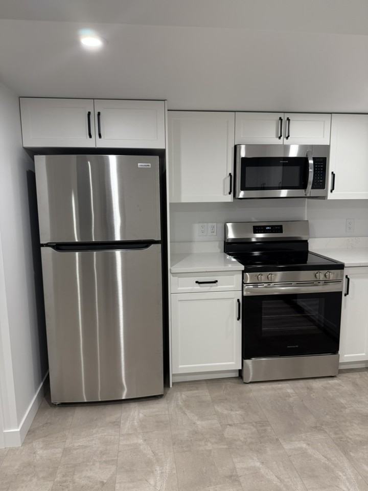 2 Bedroom | 1 Bathroom | Lower Unit 155 Leskiw Lane - Photo 6 of 20