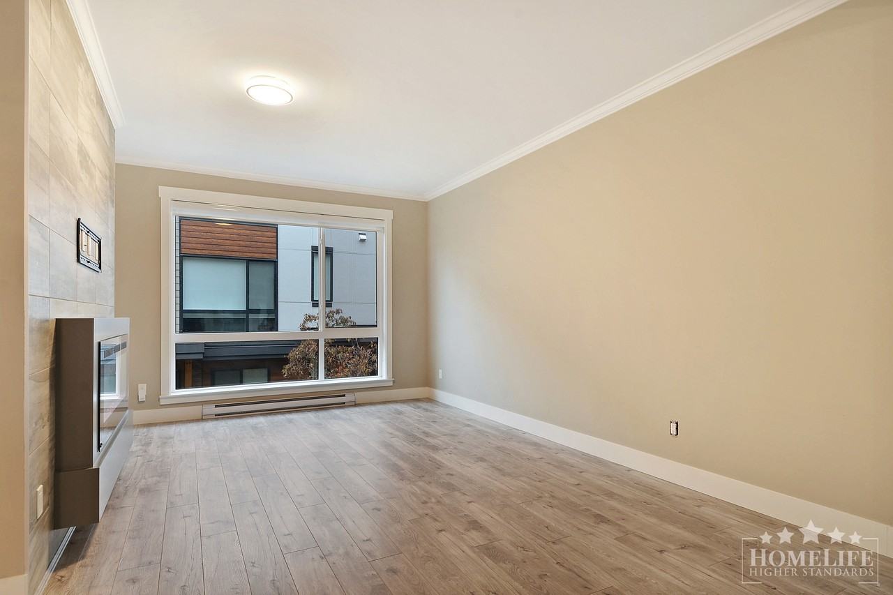 16488 64 Ave - Photo 5 of 27