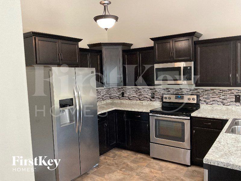 543 Magnolia Dr - Photo 6 of 12