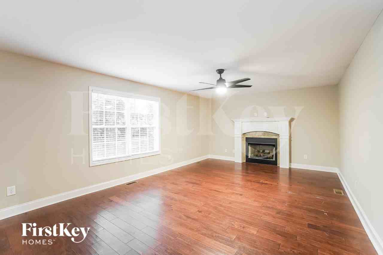 3742 Crisscross Ct - Photo 3 of 19
