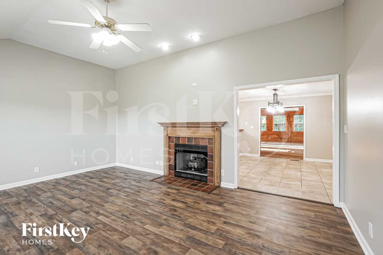 1362 Archer Pl - Photo 3 of 19