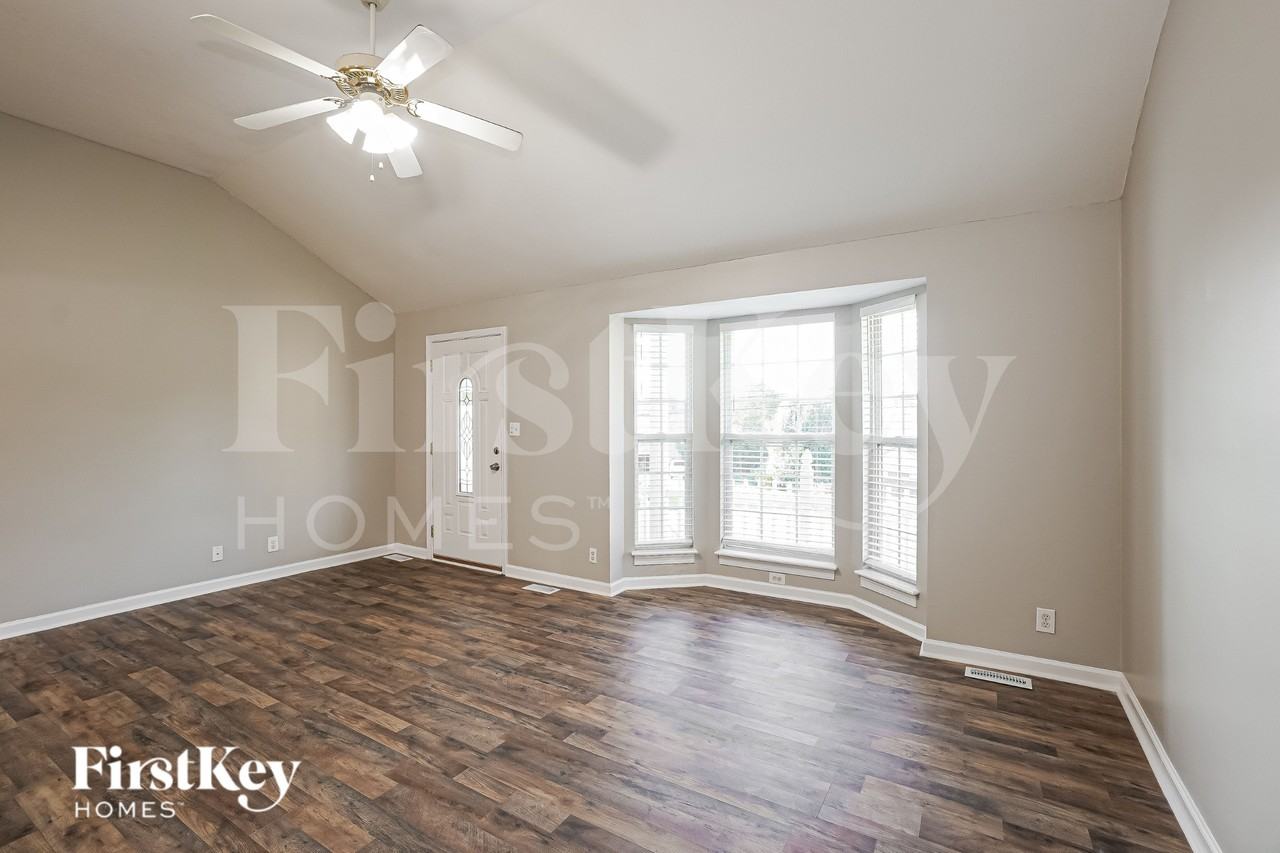 1362 Archer Pl - Photo 5 of 19