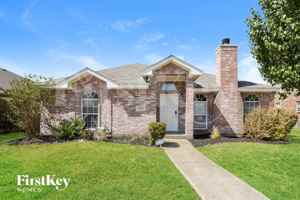 featured image of 2505 Hidden Springs Dr