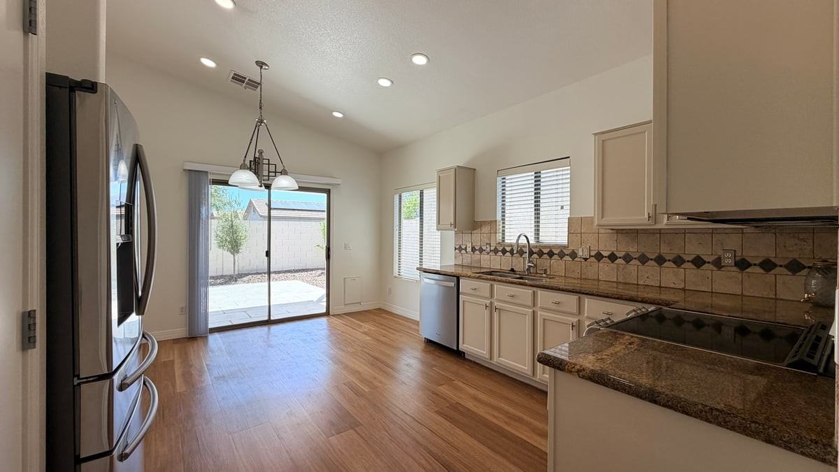3 S Laveen Pl - Photo 4 of 21
