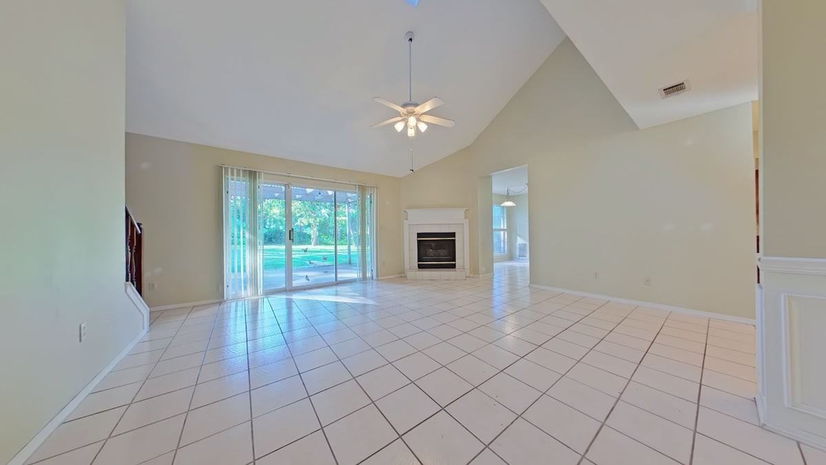 24 Neptune Dr - Photo 3 of 23
