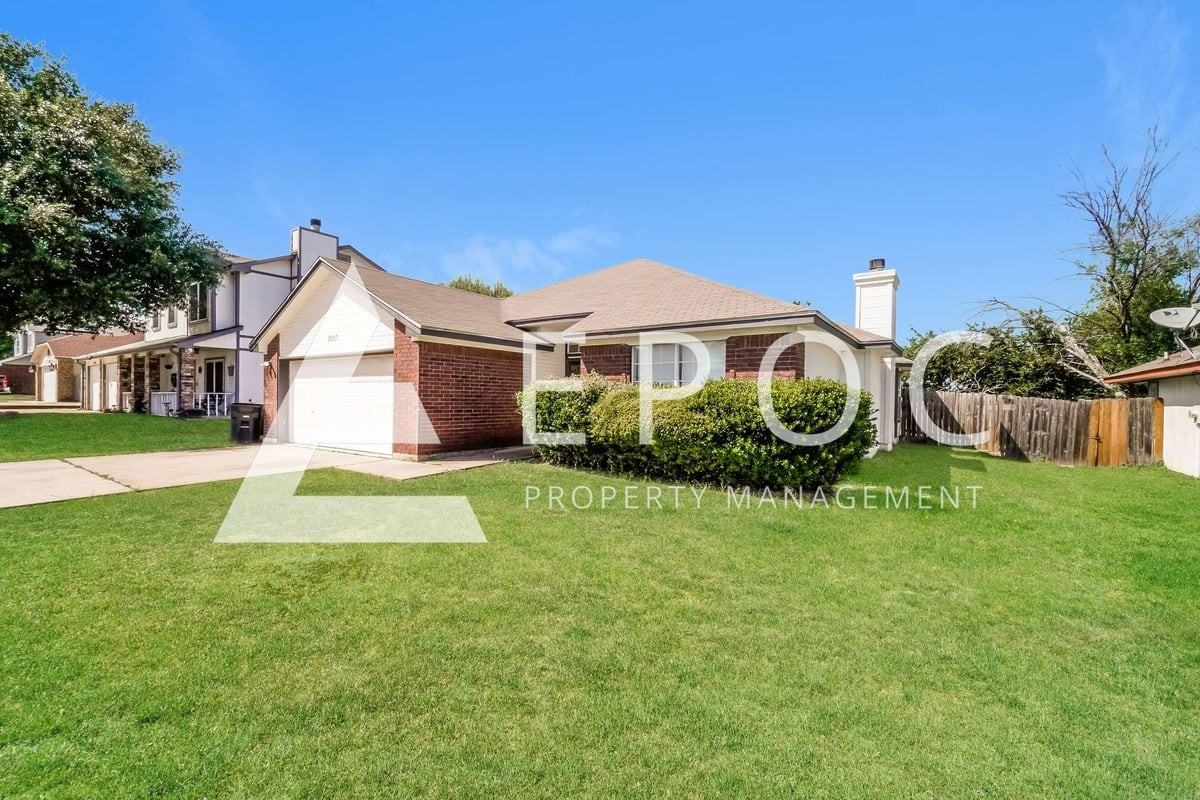 2507 Lain Dr - Photo 2 of 28