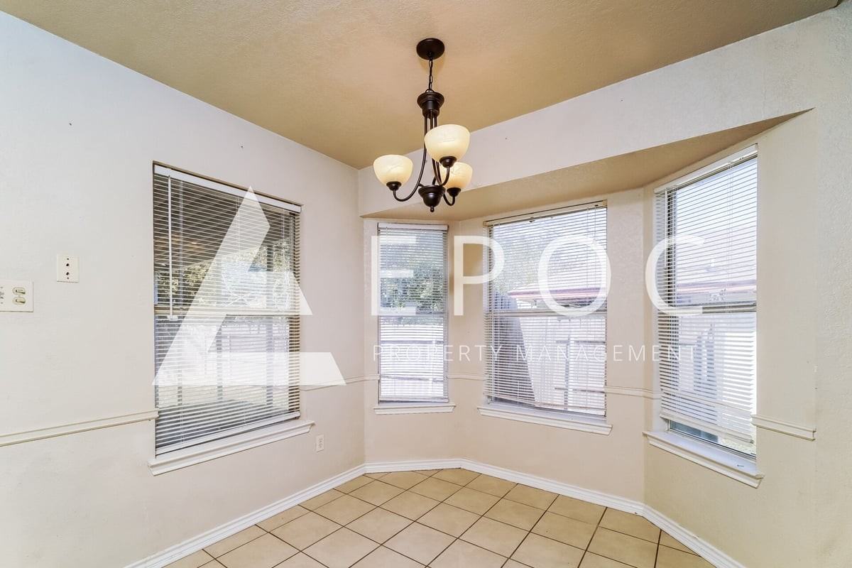 2507 Lain Dr - Photo 6 of 28