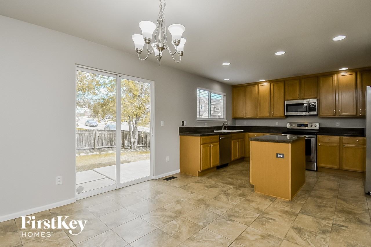 8308 Brook Valley Dr - Photo 6 of 15