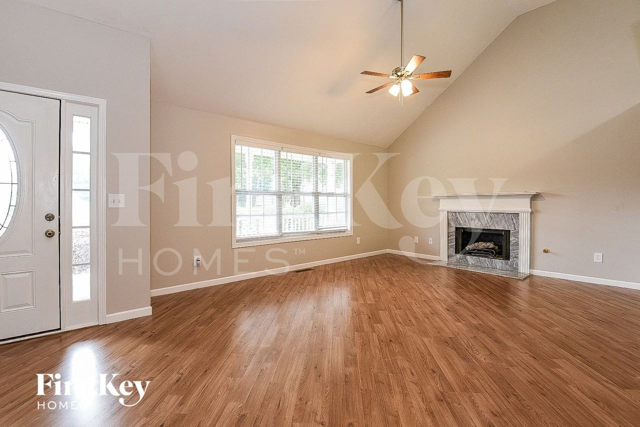 6258 Autumn View Rdg Nw - Photo 4 of 15