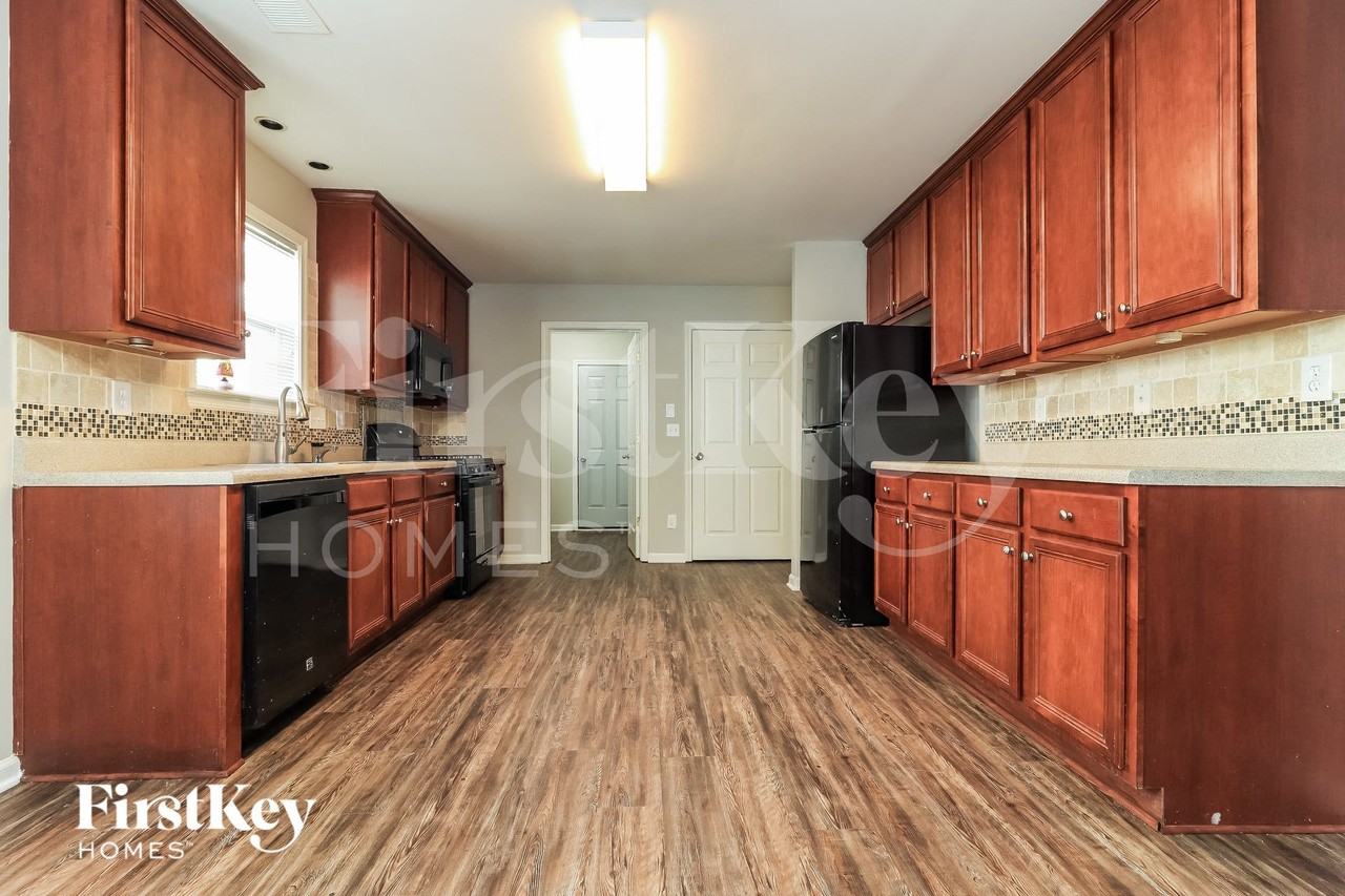 5163 Centennial Creek Vw Nw - Photo 7 of 15