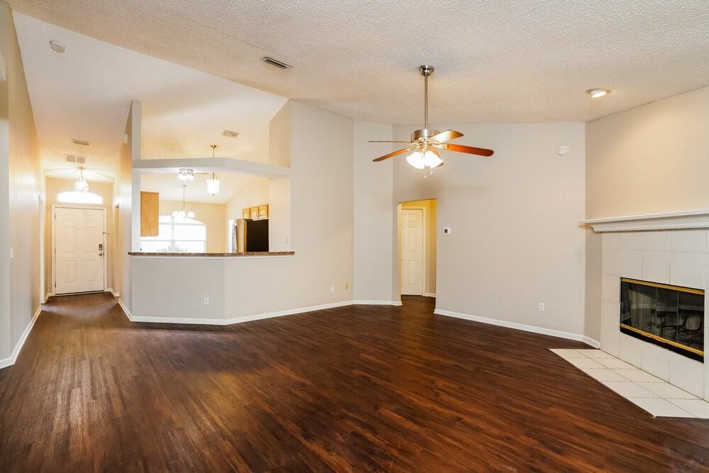 3095 Seth Dr - Photo 5 of 16