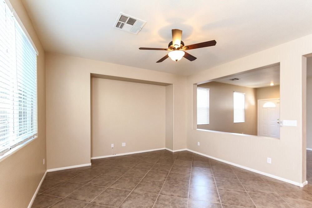 2422 Predera Ave - Photo 3 of 14