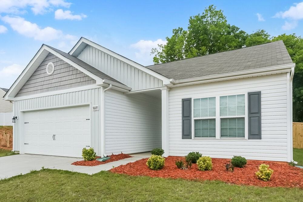 7609 Malden Park Dr - Photo 4 of 16