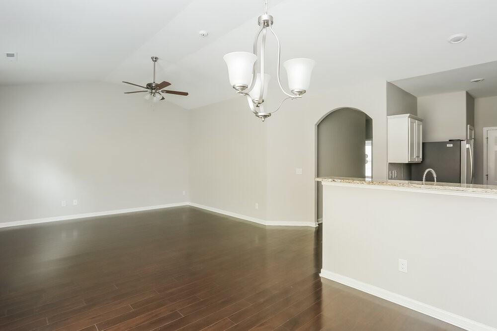7609 Malden Park Dr - Photo 7 of 16