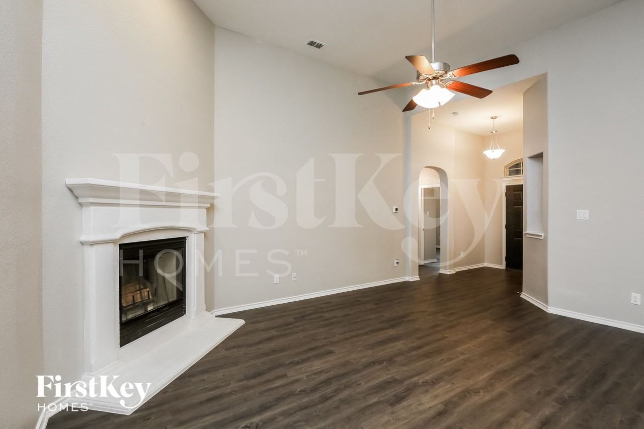 11448 Starlight Ranch Trl - Photo 3 of 15