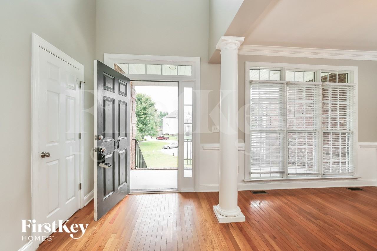 17 Orchard Grass Ct - Photo 3 of 16