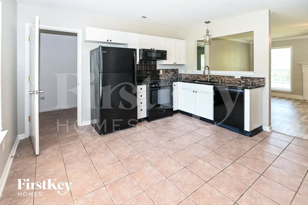 4190 Ivydale Ave Sw - Photo 7 of 15