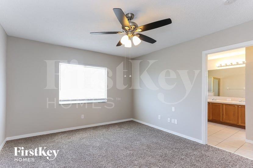12607 Longcrest Dr - Photo 6 of 15