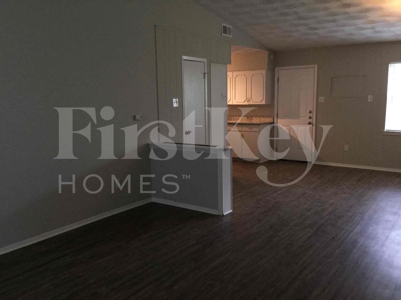 6318 Songwood Dr - Photo 5 of 18