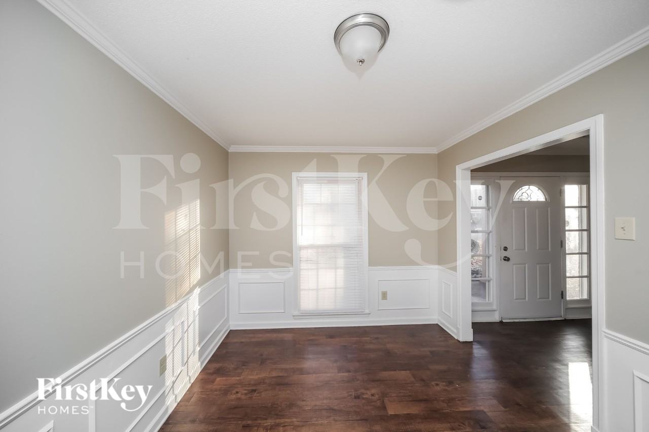 6000 Macleod Dr - Photo 3 of 16