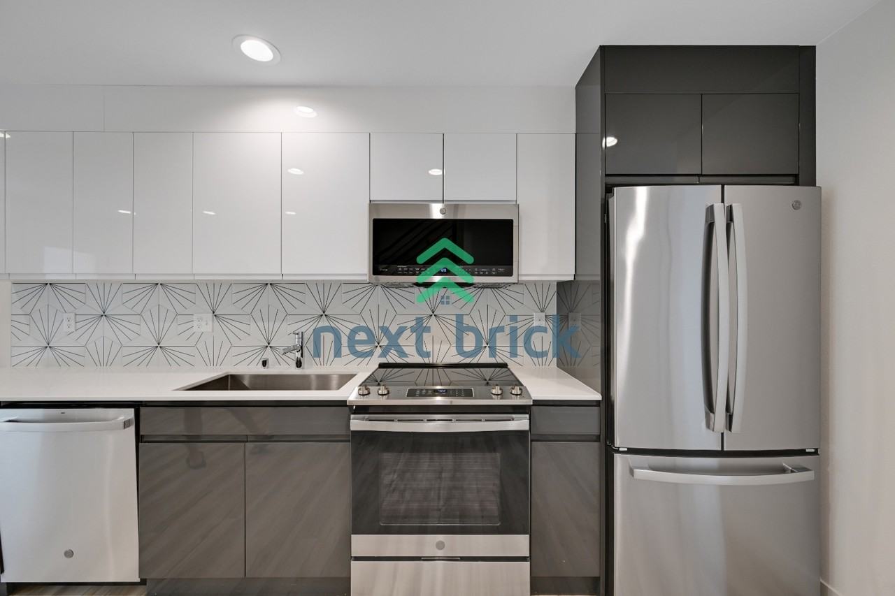 1826 26th Ave #D - Photo 5 of 23