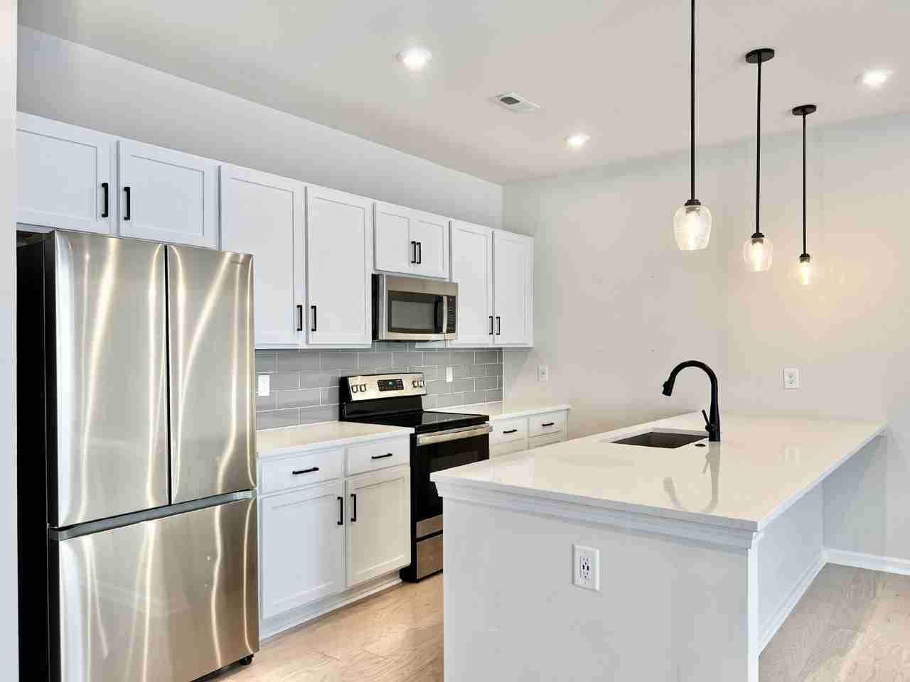 5348 Somerset Hill Ln - Photo 3 of 26