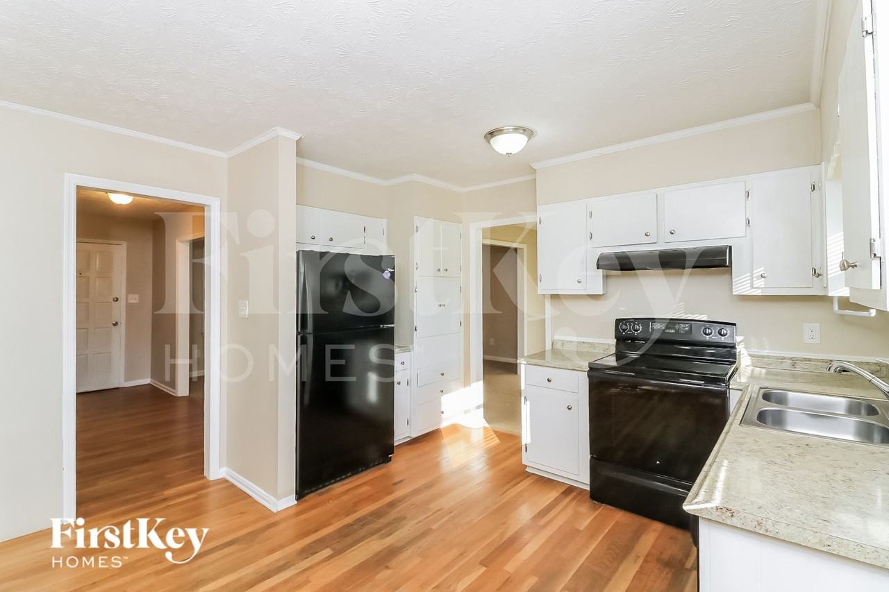 3862 Herren Dr Sw - Photo 5 of 15
