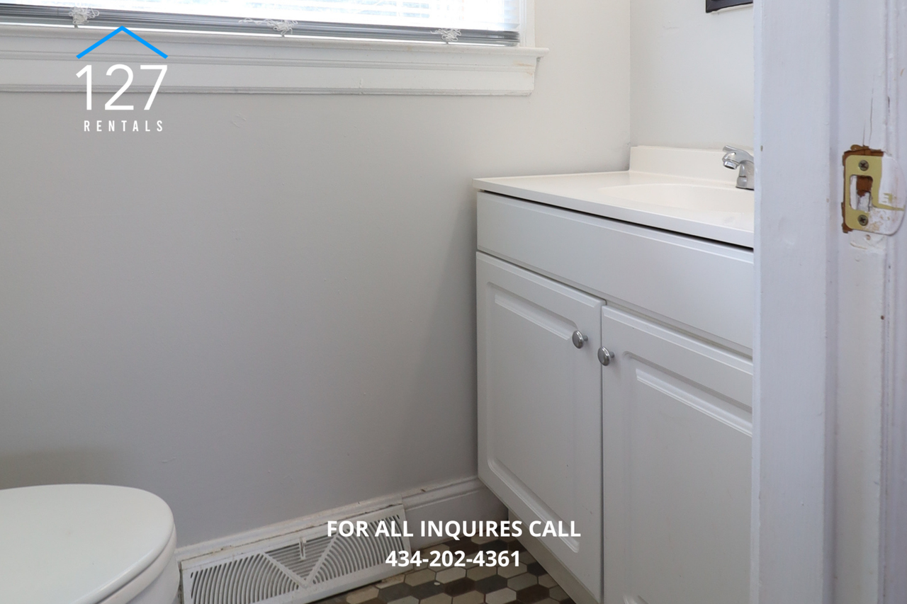 4614 Fairmont Ave - Photo 5 of 9