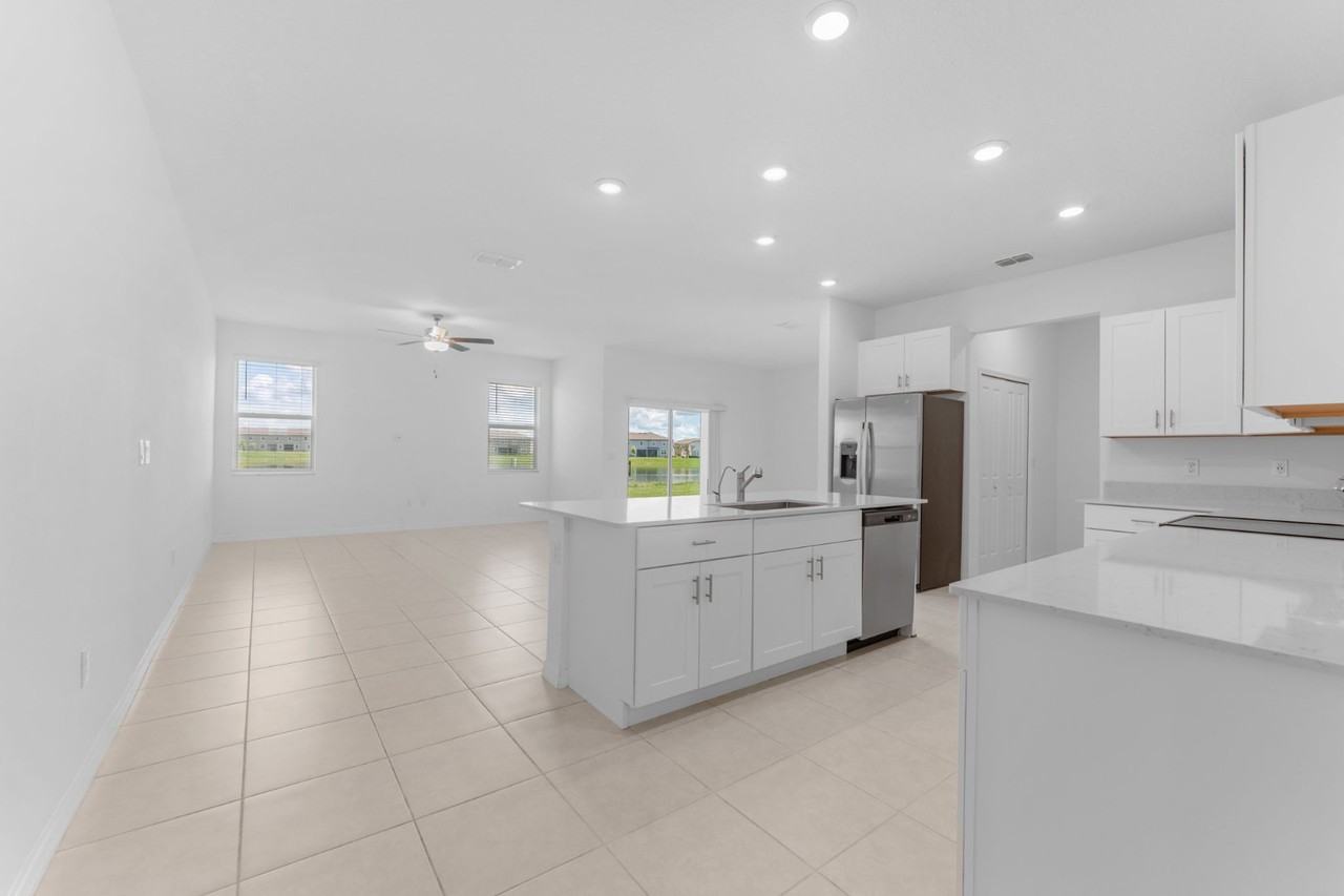 32063 Pop Ash Pl - Photo 4 of 47