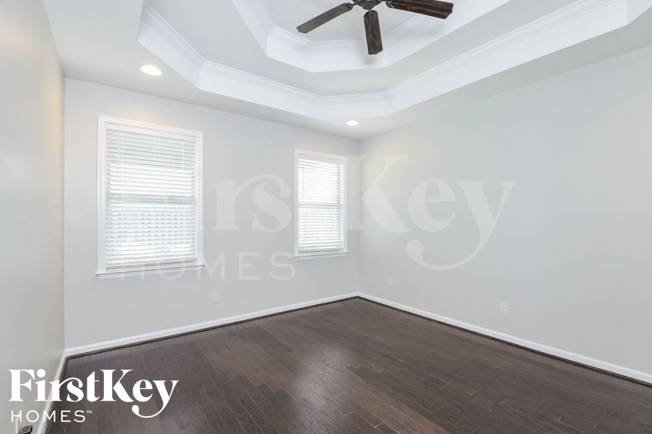 3591 Grand Central Ave - Photo 7 of 15
