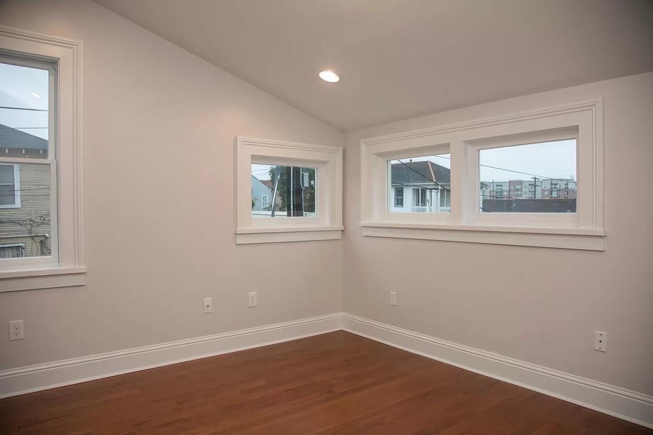403 S Lopez St - Photo 5 of 17
