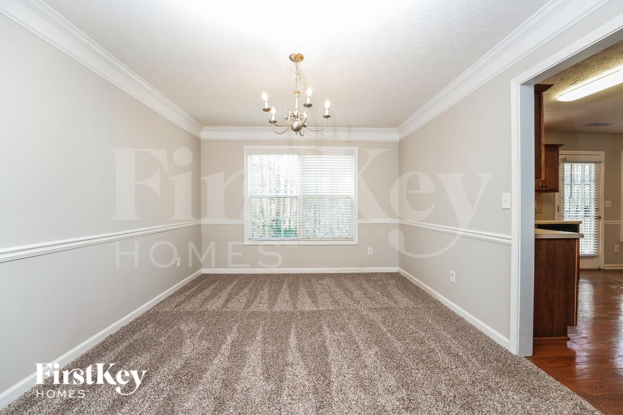 250 Landon Way - Photo 6 of 18