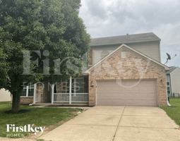 featured image of 2377 Willowview Dr