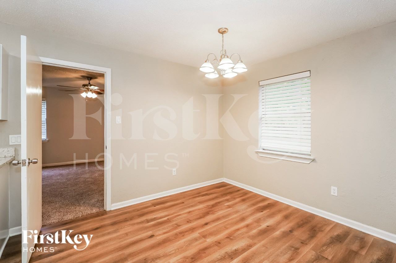 2100 Cedar Ct - Photo 6 of 20