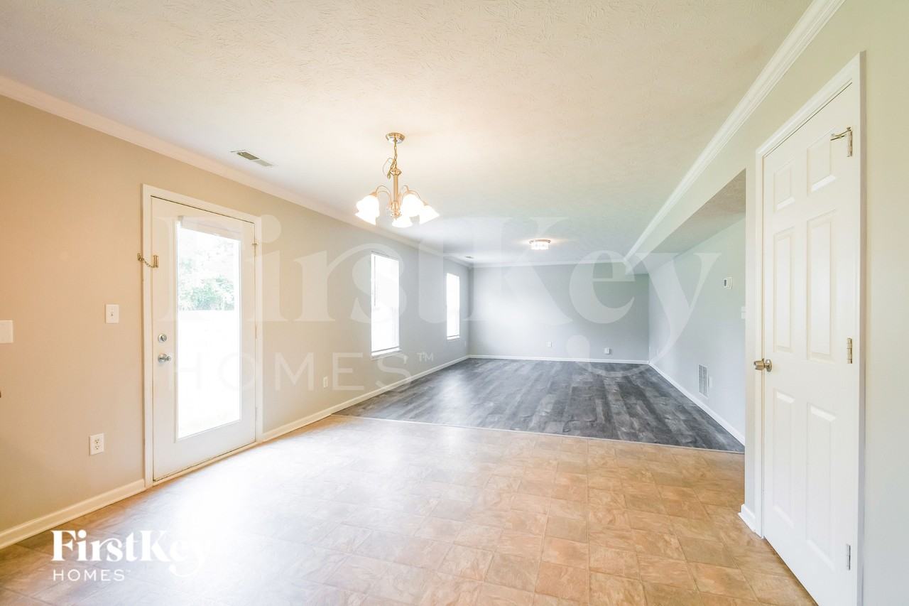 11056 Cool Winds Way - Photo 5 of 16