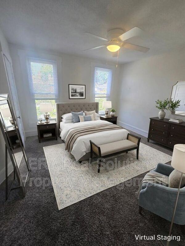 1531 Richmond Ave - Photo 5 of 21