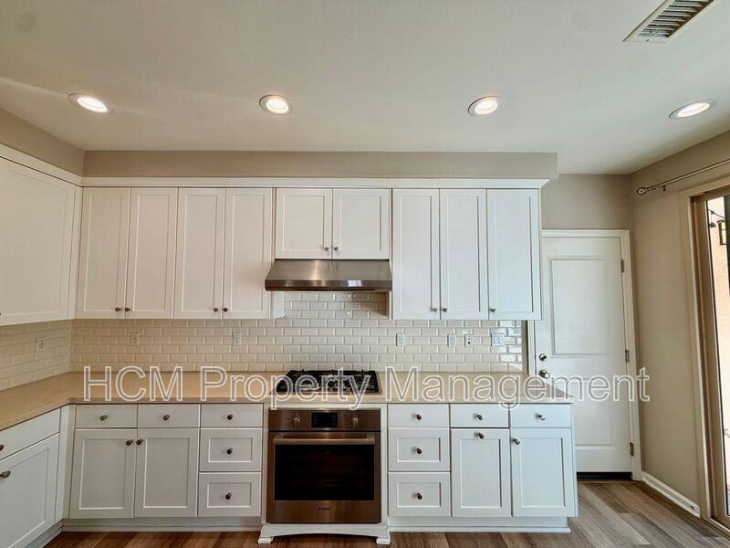 180 Outwest - Photo 5 of 22