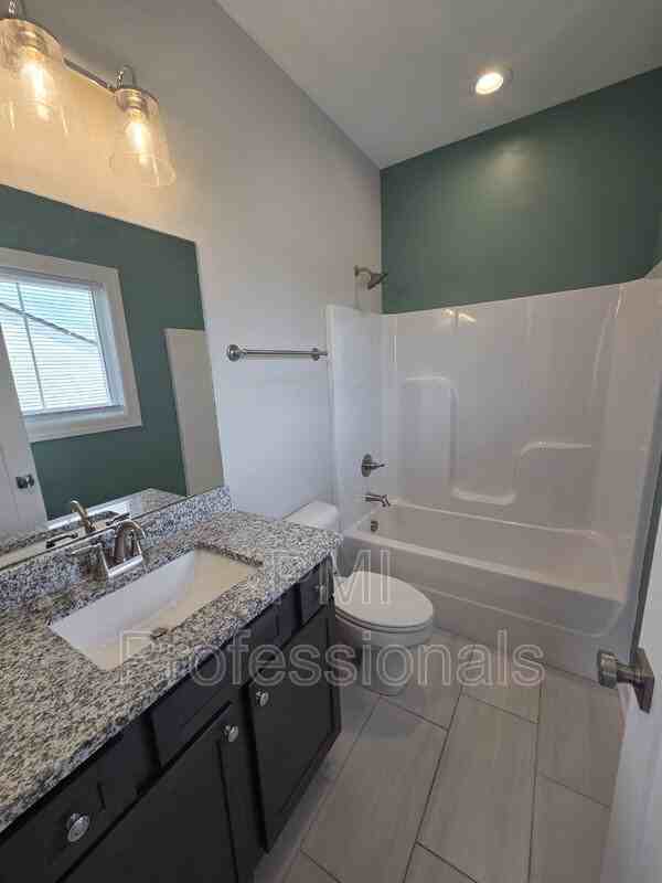 1403 Rebecca Johns Dr - Photo 7 of 19