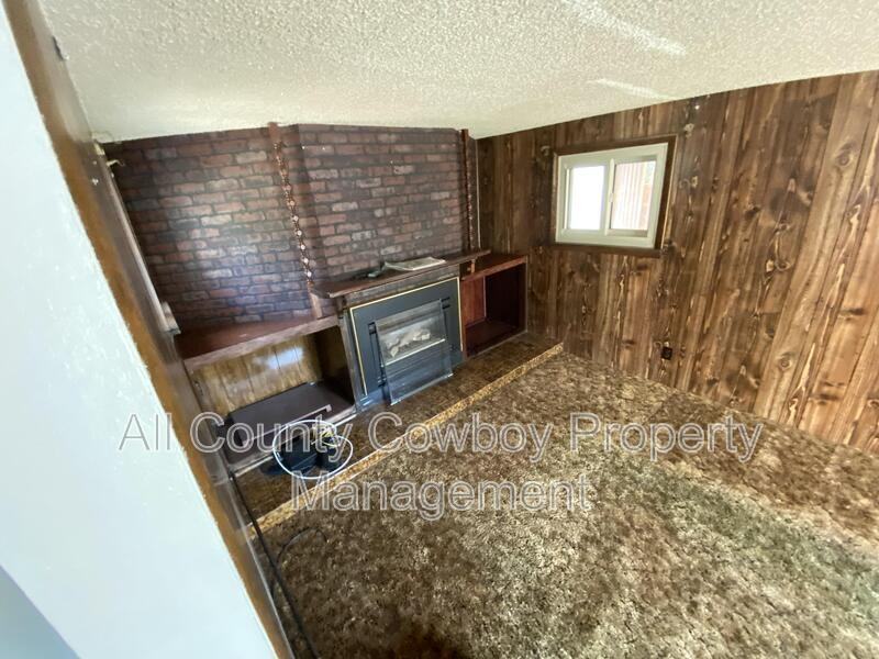 1020 S 11th St - Photo 7 of 15
