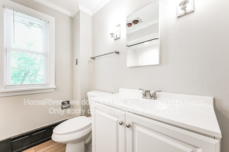 3025 Norwood Ave - Photo 5 of 21