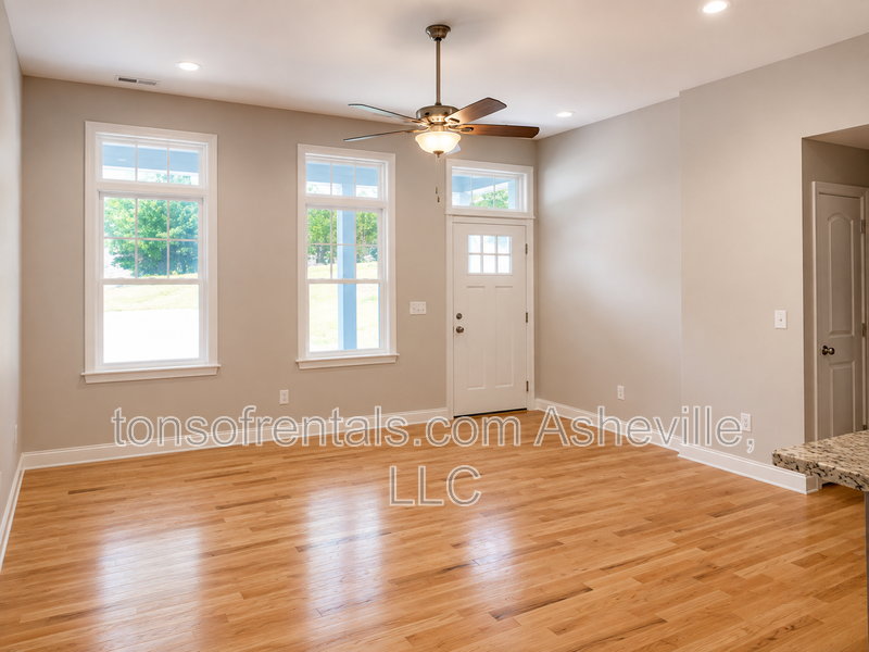 51 John Halford Ct - Photo 2 of 17