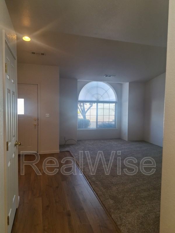 1221 Skeeters Ln #03 - Photo 7 of 45