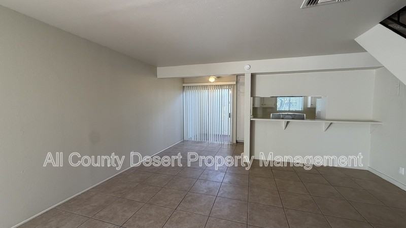 550 S El Cielo Rd #1 - Photo 5 of 19