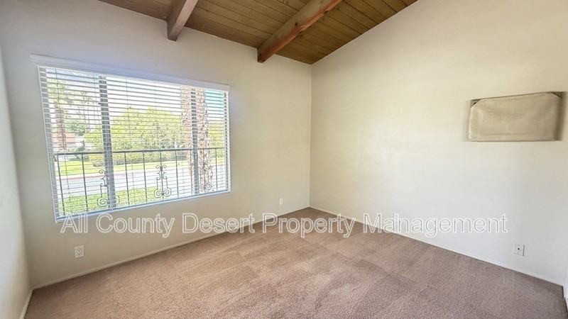 550 S El Cielo Rd #1 - Photo 7 of 19