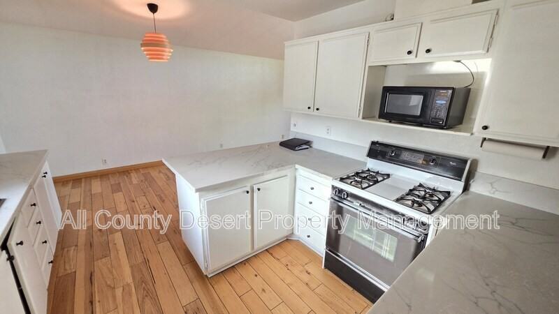 74204 Catalina Way - Photo 5 of 15