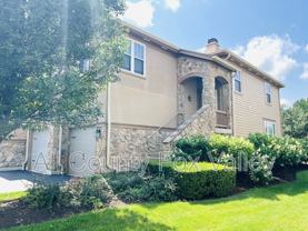 1844 Crenshaw Cir - Photo 1 of 1