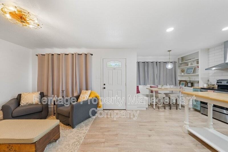 908 Liberty Ave - Photo 4 of 37