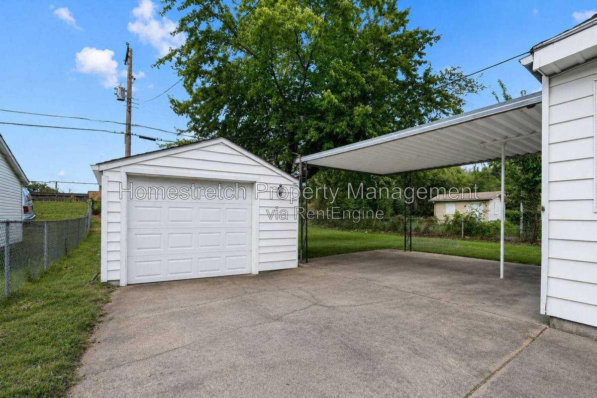 161 Cameron Rd - Photo 3 of 10