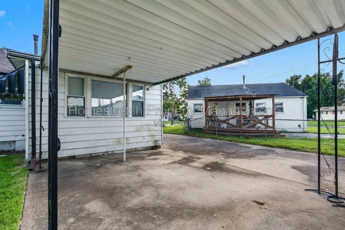 161 Cameron Rd - Photo 4 of 10